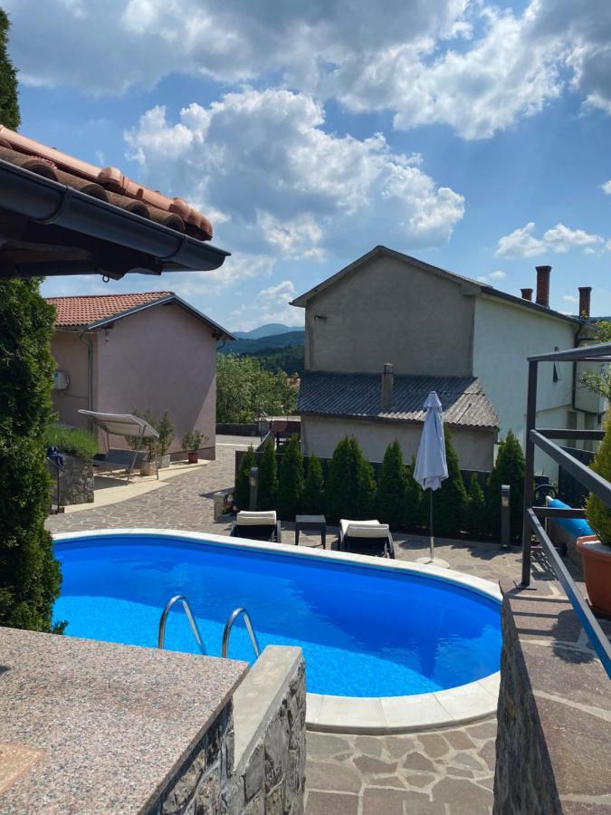 Holiday House Pasjak Sapjane Εξωτερικό φωτογραφία