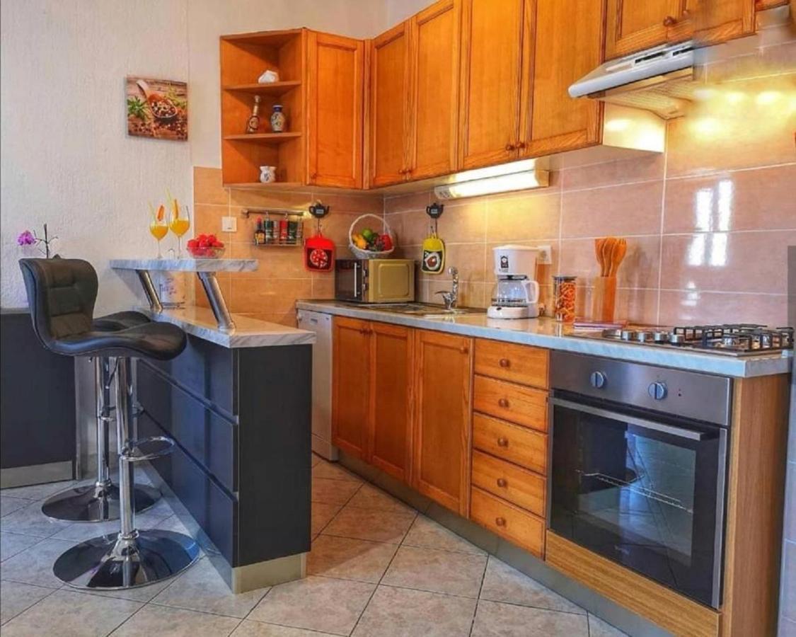 Holiday House Pasjak Sapjane Εξωτερικό φωτογραφία