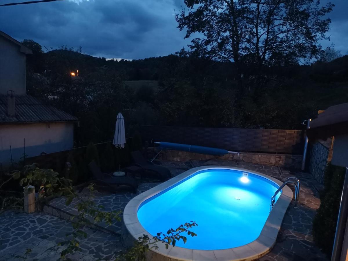 Holiday House Pasjak Sapjane Εξωτερικό φωτογραφία