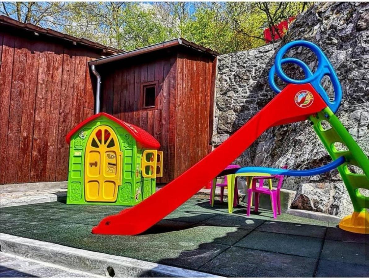 Holiday House Pasjak Sapjane Εξωτερικό φωτογραφία